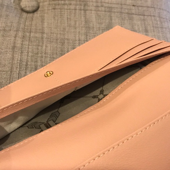 NWOT Aimee Kestenberg soft pink wallet! 💖 - Picture 6 of 6